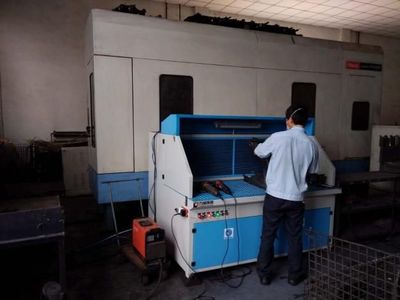 一线员工口述 打磨车间安装打磨除尘工作台前后的巨变